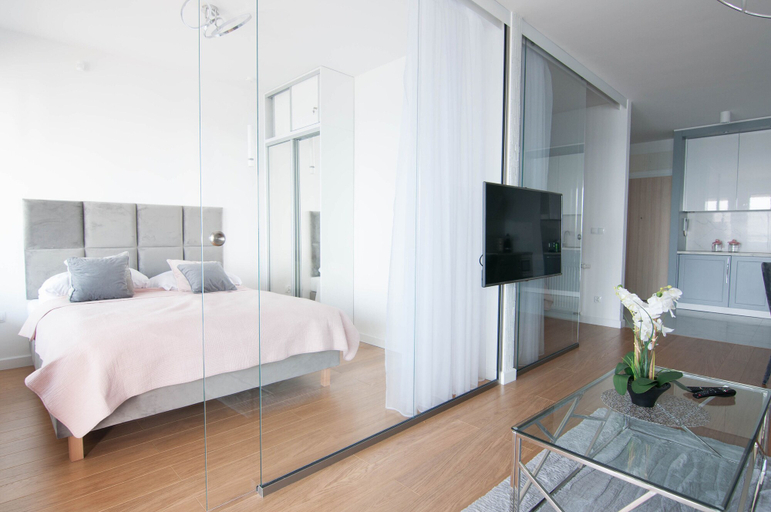 Bedroom 3, Apartament Sailor z widokiem na morze - Nadmorski Luksus, Kołobrzeg