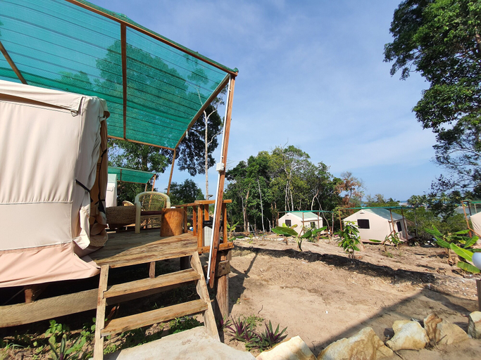 Others 5, 4k Camp Koh Rong, Sihanoukville
