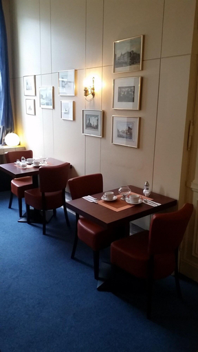 Public Area 3, Seifert Pension, Berlin