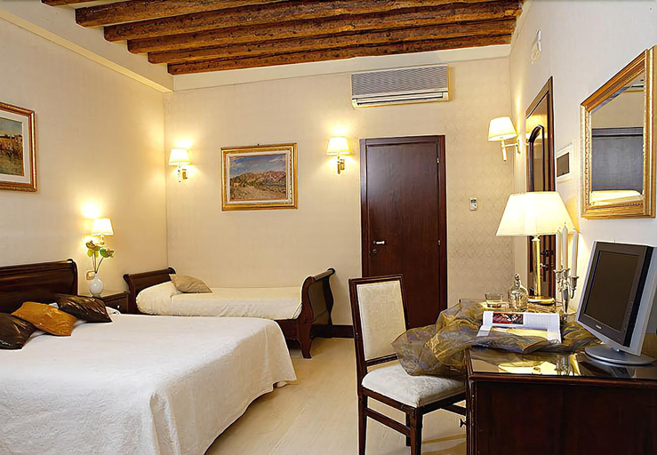 Bedroom 4, Ca' del Nobile, Venezia
