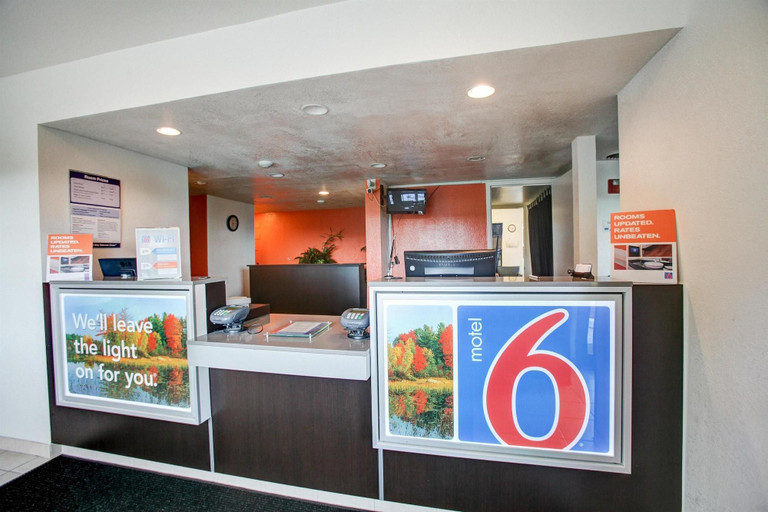 Public Area 3, Motel 6 Elkton, MD, Cecil