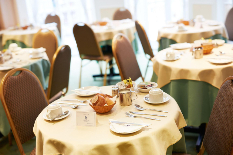 Food & Drinks 5, 2 Chesham Hotel Belgravia, London