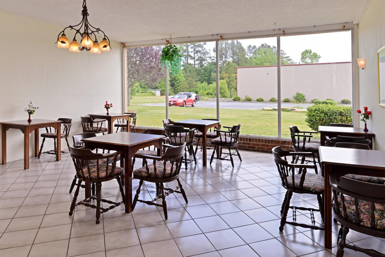 Food & Drinks, Studio 6 Suites Pocomoke City, Md GA, Worcester