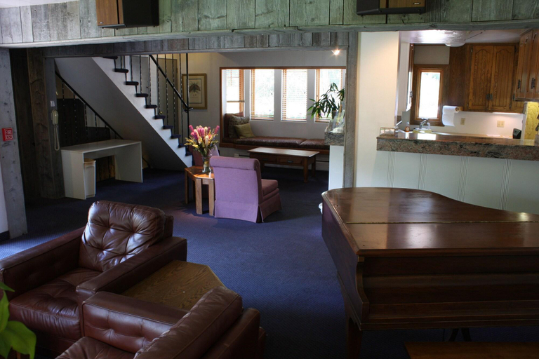 Public Area 3, St. Moritz Lodge & Condos, Pitkin