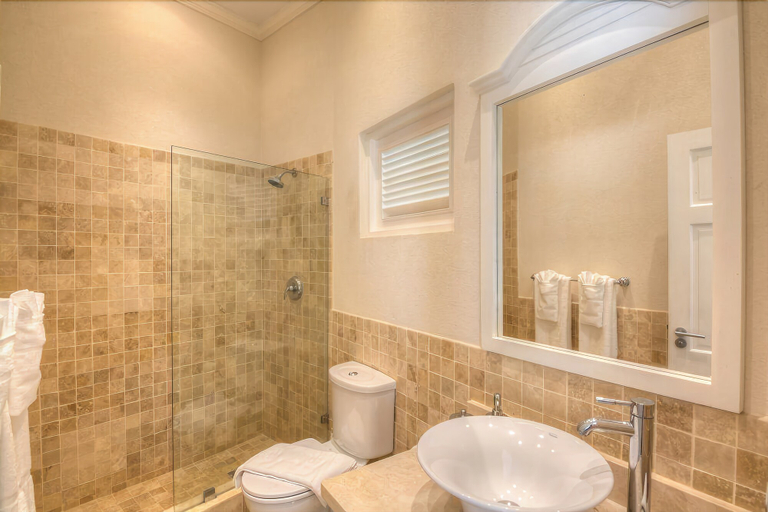 Bathroom, Villa Aquilae