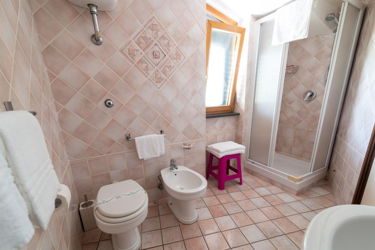 Bathroom 4, Il Ceppo, Salerno