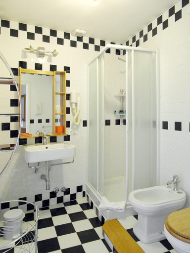 Bathroom 4, Sonnino Suites , Roma