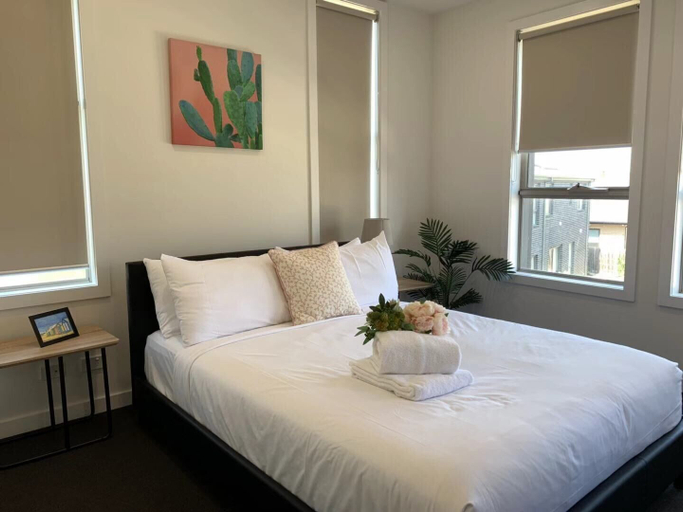 Bedroom 5, Delicate Bundoora townhouse 10, Banyule - North