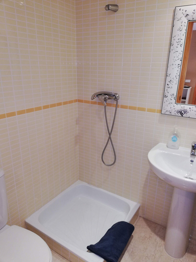 Bathroom 4, Las Terrazas Esc. 6 1º pta 3, Valencia