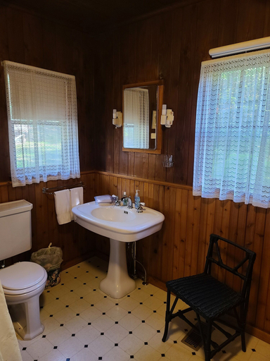 Bathroom 4, The Historic Northern Hotel, Bonner