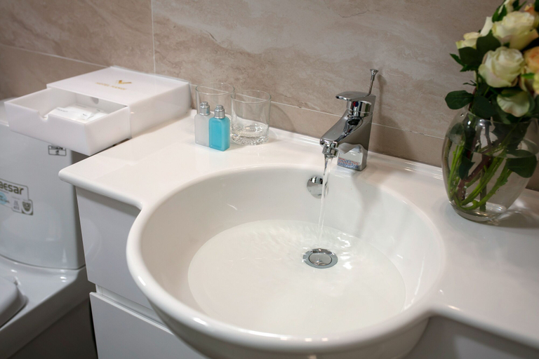 Bathroom 4, mTerre Boutique Hotel, Hoàn Kiếm