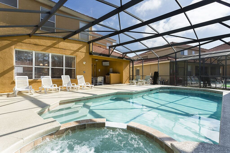 Sport & Beauty 4, Watersong Pool Villa, Polk