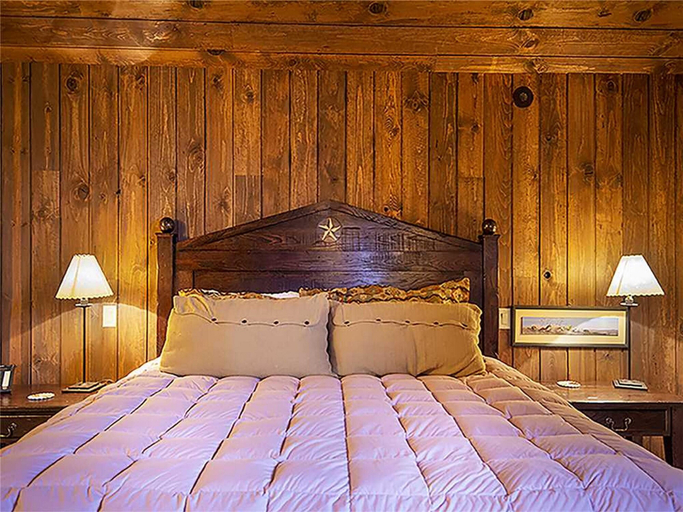 Bedroom 2, Pole Creek Golf Home by Stay Winter Park, Grand