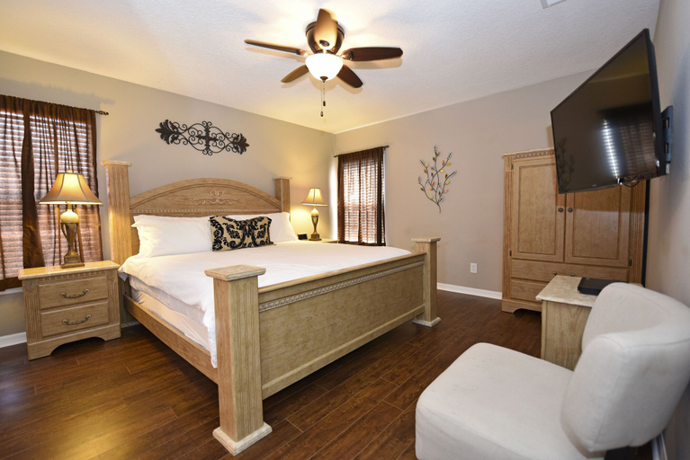 Bedroom 3, Watersong Holiday Villa, Polk