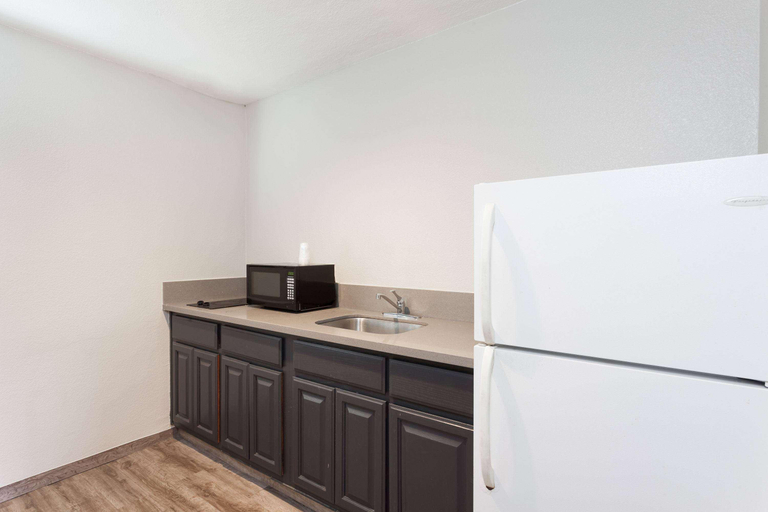 Public Area, Travelodge by Wyndham Rosemead, Los Angeles