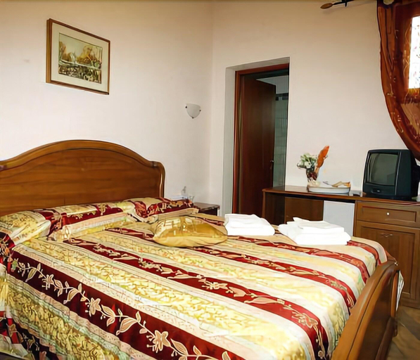 Bedroom 2, B&B Luana Inn Airport, Roma
