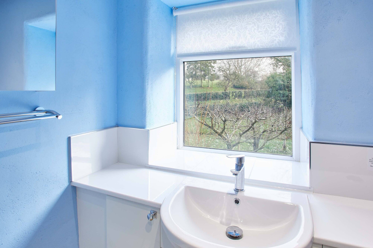 Bathroom 4, Snowdrop Cottage, North Yorkshire