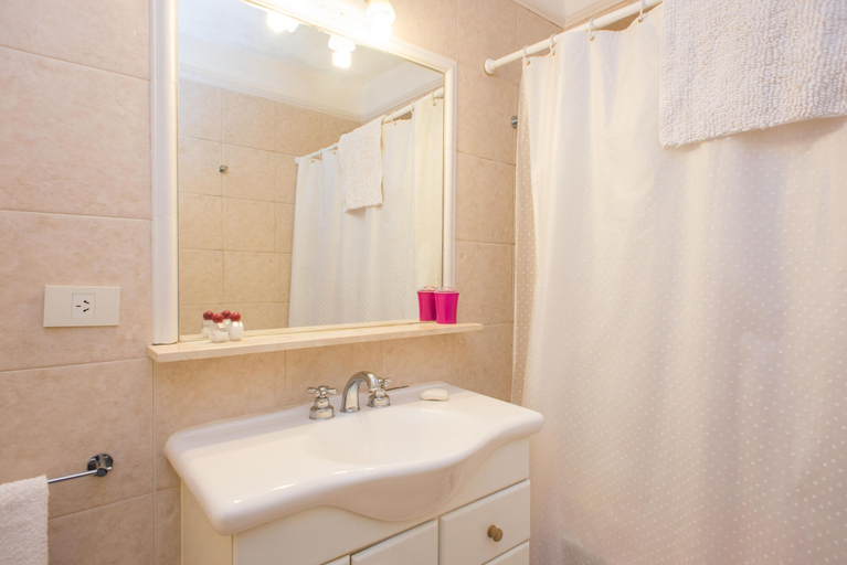 Bathroom, Apartment Rod Pena II By Hart, Distrito Federal