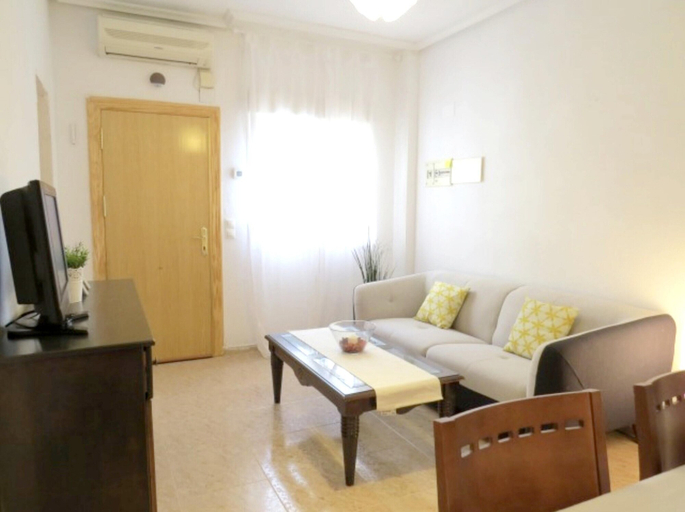 Others 3, Elegant apartment in Torrevieja with shared pool, Alicante