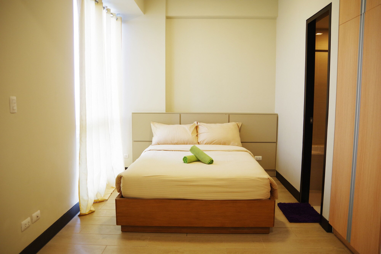 Bedroom 2, 8 Newtown Boulevard, Lapu-Lapu City