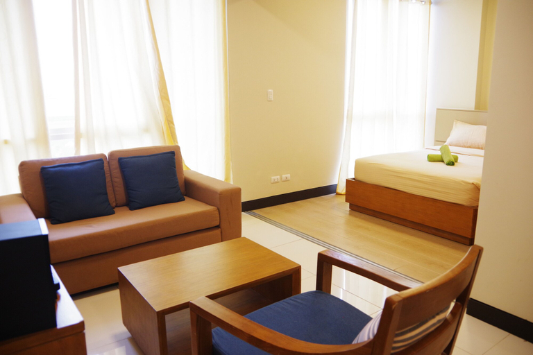 Others 4, 8 Newtown Boulevard, Lapu-Lapu City