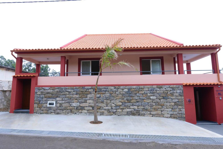 Exterior & Views 2, Modern apartment in Prazeres with shared pool, 150 m², Ribeira Brava