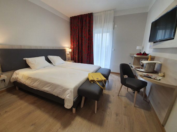 Bedroom 3, Berg'hotel, Nord