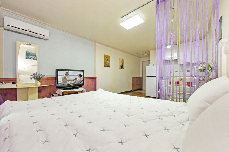 Bedroom 4, Nearby Cloud Pension, Gapyeong
