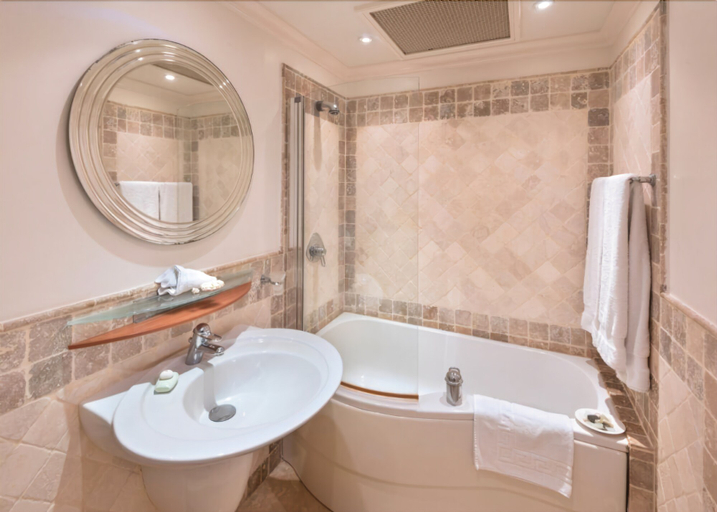 Bathroom 3, Schooner Bay 206 - Condothe Palms