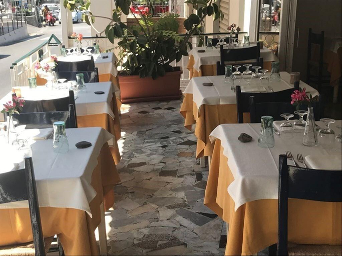 Food & Drinks 5, Albergo Pensione Cinquestelle, Salerno