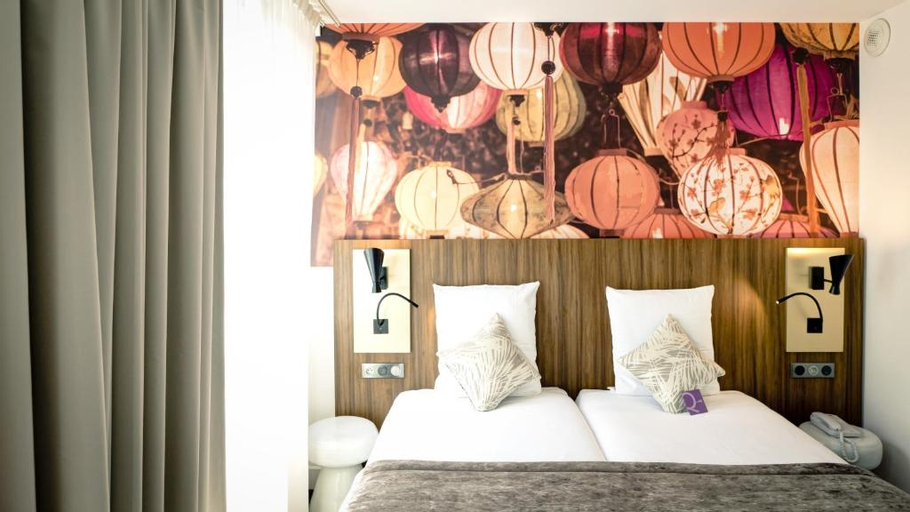 Bedroom 26