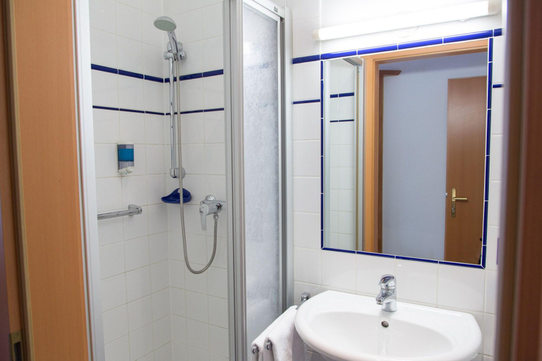 Bathroom 3, Lilienhof, Salzburg