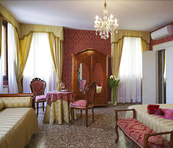 Bedroom 3, B&B Al Palazzetto, Venezia