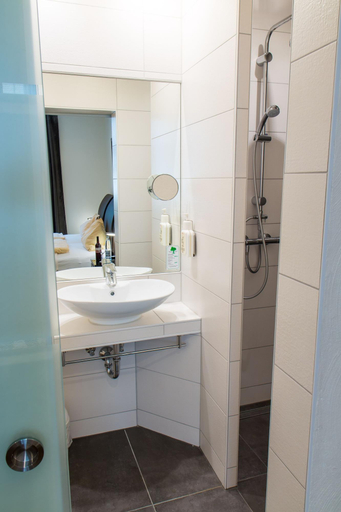 Bathroom 4, Hotel Restaurant Roter Ochse, Mayen-Koblenz