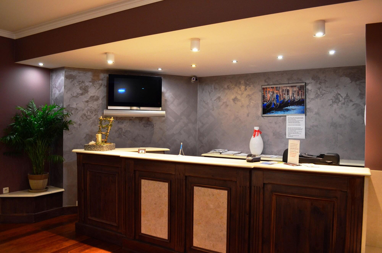 Public Area 2, Hotel Taormina Brussels Airport, Vlaams Brabant