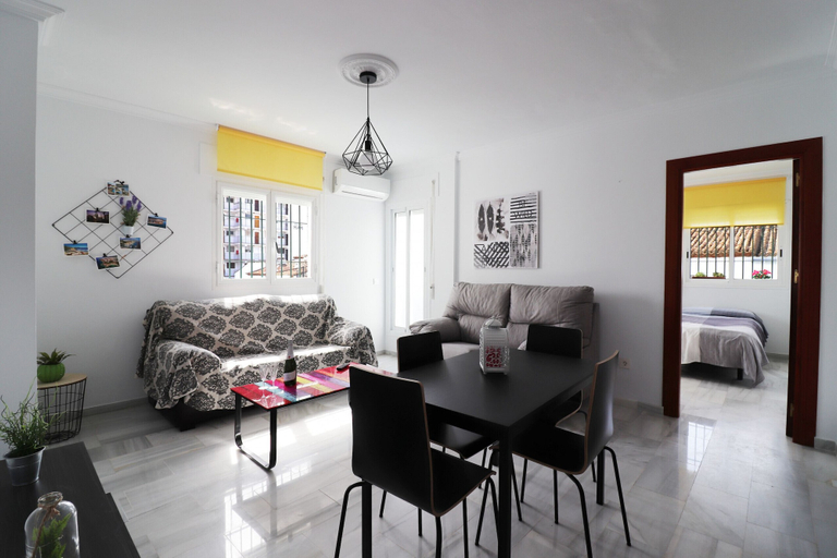 Others 5, 1078 Casa Evelyn, Málaga