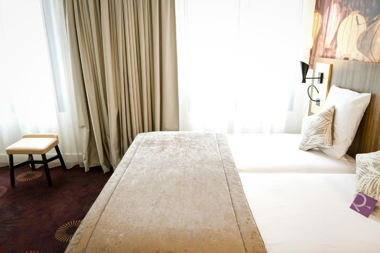 Bedroom 25