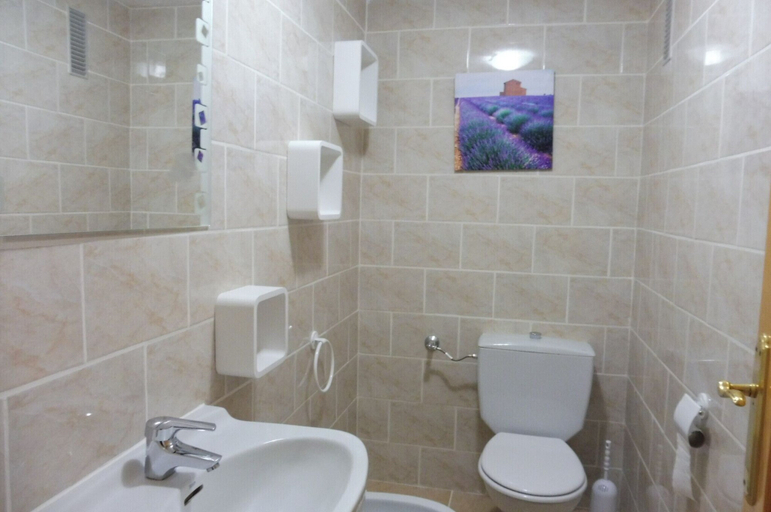 Bathroom 4, Maryvent 6ºB, Valencia