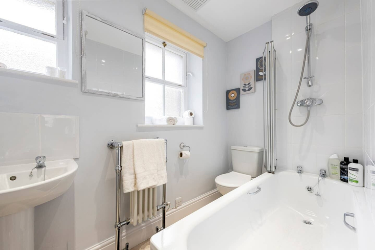 Bathroom, The King's Retreat, Bath and North East Somerset