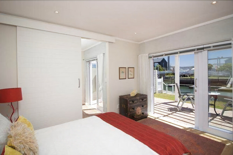 Bedroom 4, Sunny Dry Mill Apartment on Thesen Islands, Eden