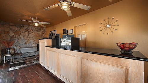 Best Western Pine Tree Motel, San Bernardino