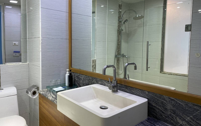 Bathroom 4, The Greater View Resotel Pattaya, Pattaya