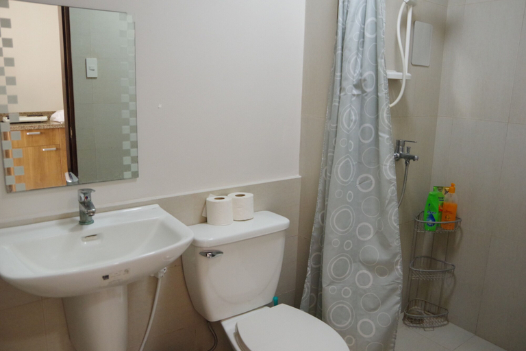 Bathroom 3, Spianada Residences, Cebu City