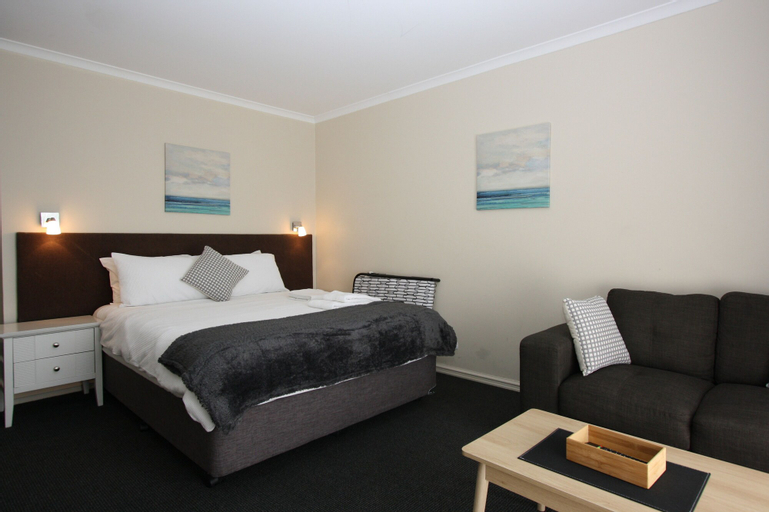 Bedroom 4, Resort Serviced Apartments - Mandurah, Mandurah