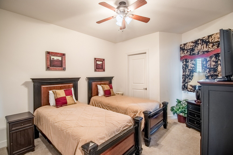 Bedroom 4, Sea Breeze 410 Deluxe, Harrison