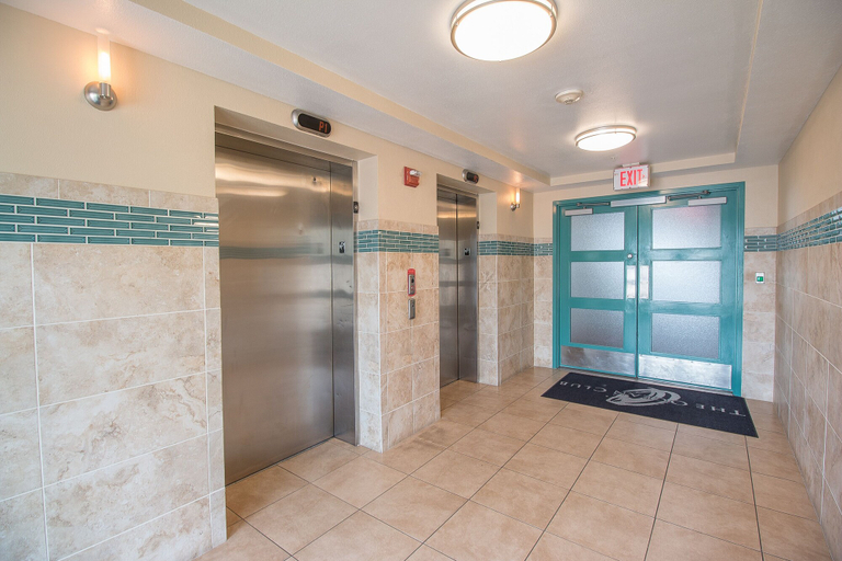 Public Area 3, Ocean Club 103, Harrison
