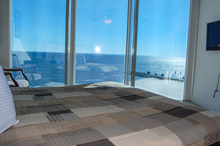 Bedroom 3, Sea Breeze 1007 Penthouse, Harrison