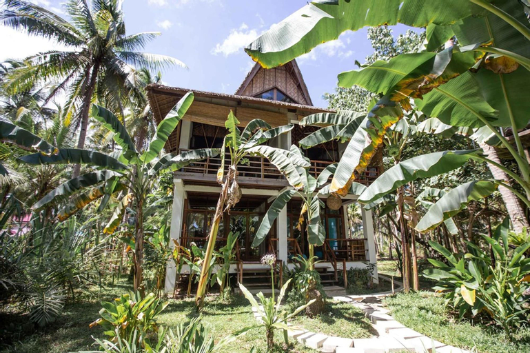 Surfing Carabao Beach Houses - Adults Only, General Luna