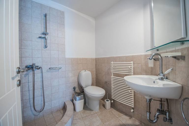 Bathroom 5, halu! Luxury Villa with Private Pool, Central Macedonia