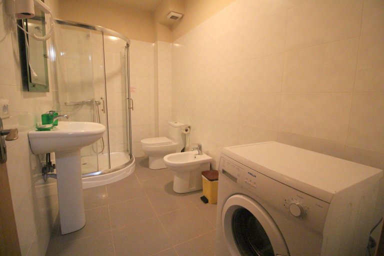 Bathroom 3, Eval Hotel Sarande, Sarandës